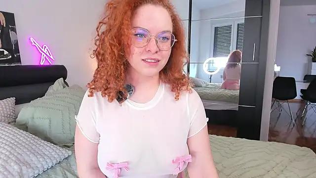 YammyPie from StripChat