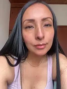 Yaralyminjo2 webcams show profile image 