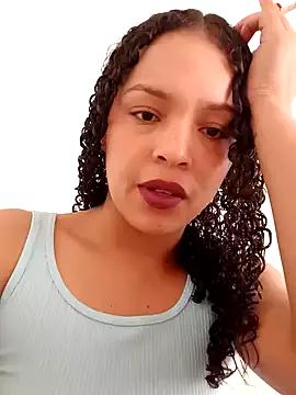 Yasmiin777 webcams show profile image 