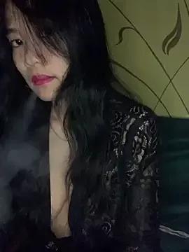 YayeeShow from StripChat