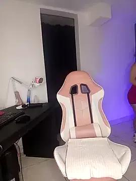 Yelena03 from StripChat