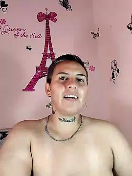 Yessi_rousse from StripChat