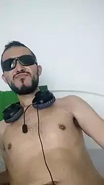 Yeye25199 webcams show profile image 