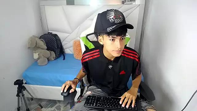 yiisu_ from StripChat