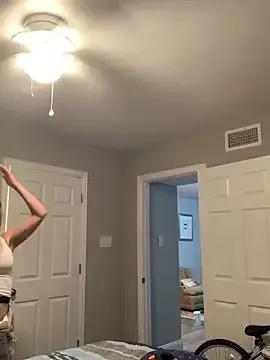 YnotBoth webcams show profile image 