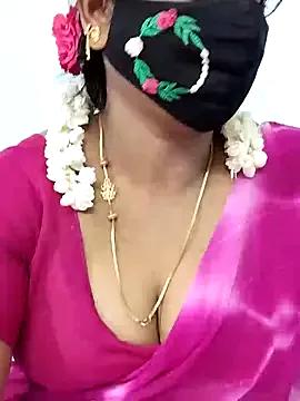Yoga-mithraa webcams show profile image 