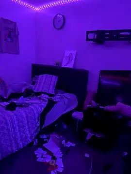 YonniDiamond from StripChat
