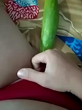 Yoo_j from StripChat