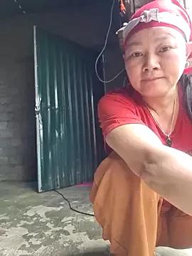 yoowwmr from StripChat