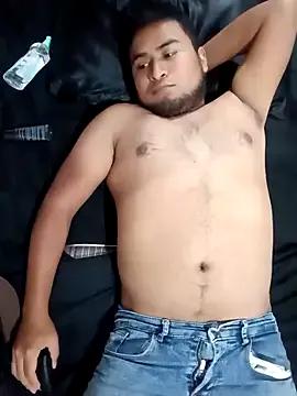 YoSoyLittleBoy from StripChat is Freechat