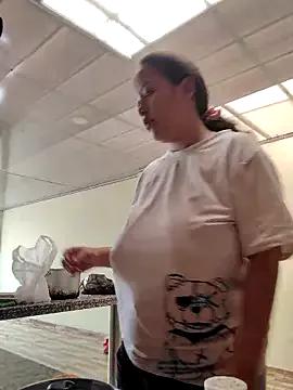 You-sexy-starr from StripChat is Freechat