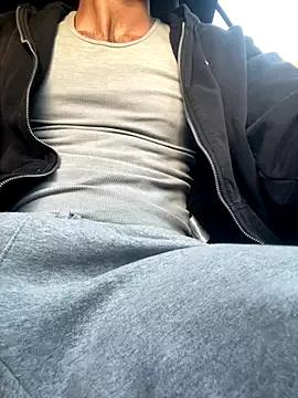 Youngmuscelfit9 from StripChat is Freechat