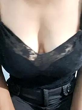 Your-diwani from StripChat is Freechat
