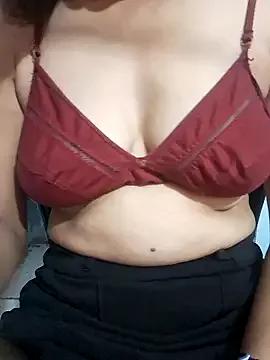 Your-diwani from StripChat is Freechat