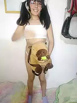 Explore our live girls sluts from our Custom and Multi clubs and checkout exclusive access to highly interactive content, such as shape, hair, titties, pussy type and many more.