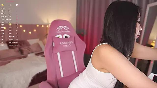 Your_Akira from StripChat is Freechat
