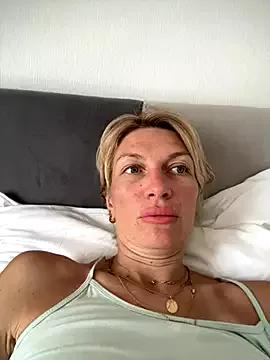 Your_Dayana from StripChat is Freechat