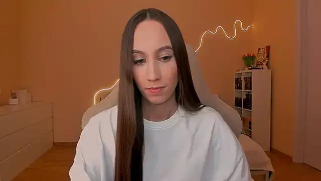 Explore our live girls sluts from our Custom and Multi clubs and checkout exclusive access to highly interactive content, such as shape, hair, titties, pussy type and many more.