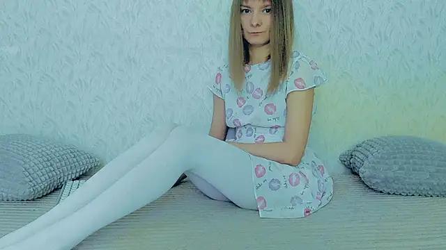 Explore our live girls sluts from our Custom and Multi clubs and checkout exclusive access to highly interactive content, such as shape, hair, titties, pussy type and many more.