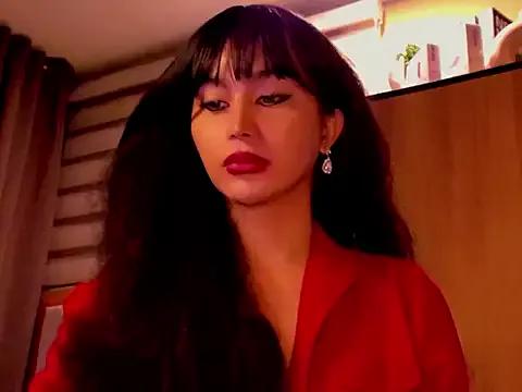 YOURCRISTINAS from StripChat is Freechat