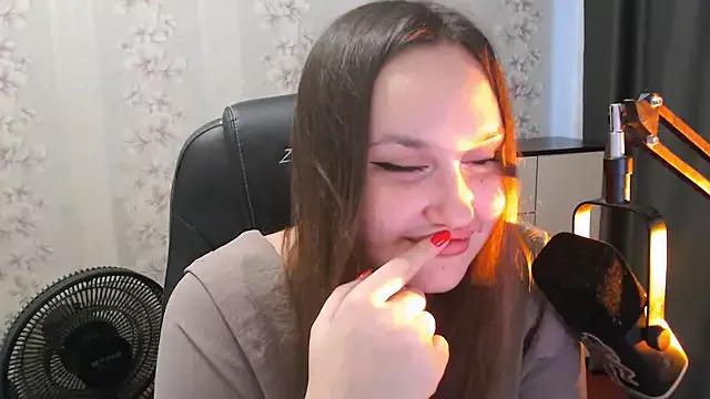 YourCuteMia from StripChat is Freechat