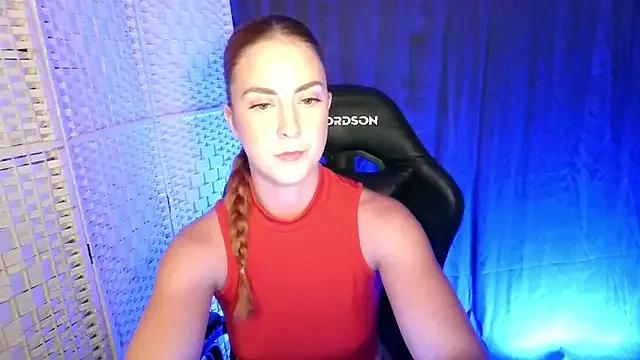 youremilyrose from StripChat is Freechat