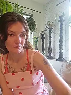 Explore our live girls sluts from our Custom and Multi clubs and checkout exclusive access to highly interactive content, such as shape, hair, titties, pussy type and many more.