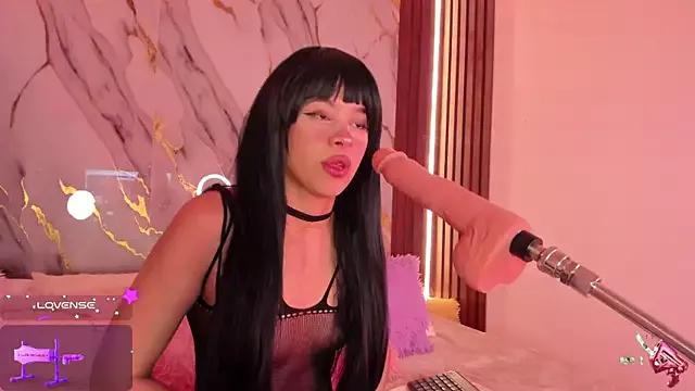 Explore our live girls sluts from our Custom and Multi clubs and checkout exclusive access to highly interactive content, such as shape, hair, titties, pussy type and many more.