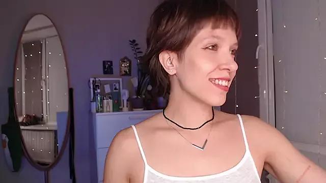 YourHotExSAndra from StripChat is Freechat