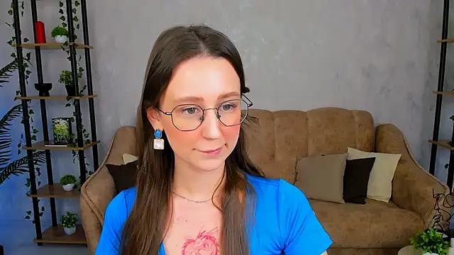 Explore our live girls sluts from our Custom and Multi clubs and checkout exclusive access to highly interactive content, such as shape, hair, titties, pussy type and many more.