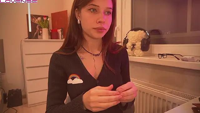 Explore our live girls sluts from our Custom and Multi clubs and checkout exclusive access to highly interactive content, such as shape, hair, titties, pussy type and many more.