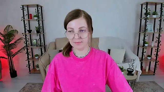 YourUniversee from StripChat is Freechat