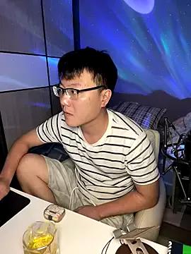 YoY-man webcams show profile image 