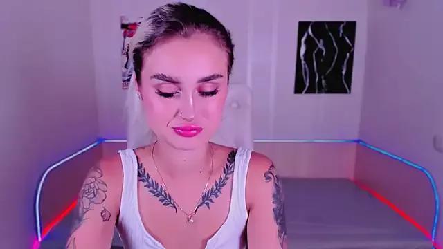 YrRina from StripChat