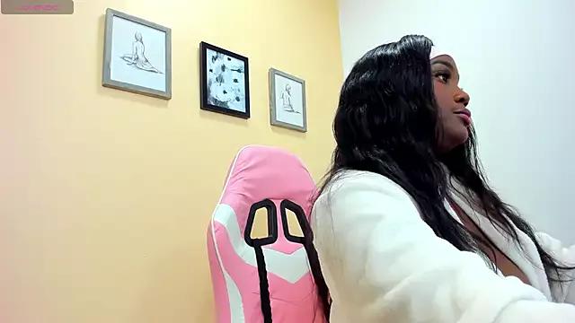 YudiBennett_ from StripChat is Freechat