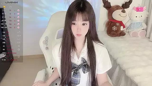 yuii-7 from StripChat