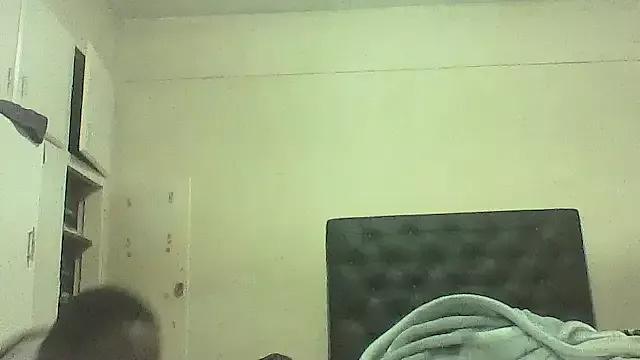 YummySyriaxoxo from StripChat