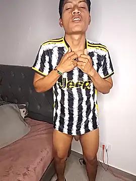 Yummyyeta from StripChat