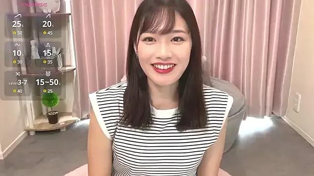 yuu-chan_ from StripChat
