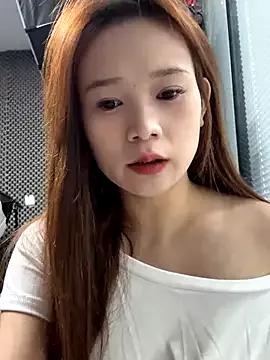 YY-27 from StripChat