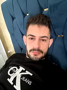 Yykq98 webcams show profile image 
