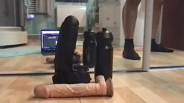 Zaak91190 from StripChat