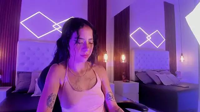 ZamabyCrucie from StripChat