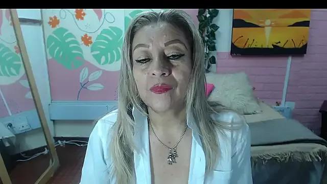 ZAMANTHA from StripChat
