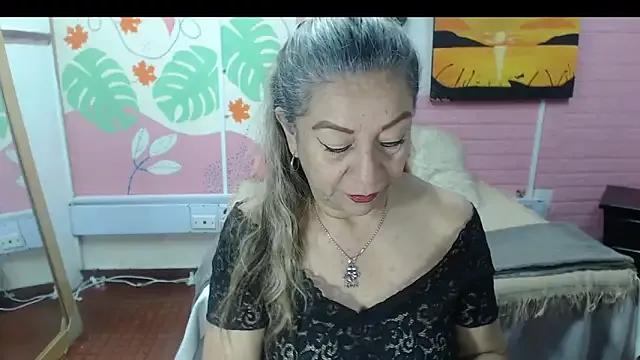 ZAMANTHA from StripChat