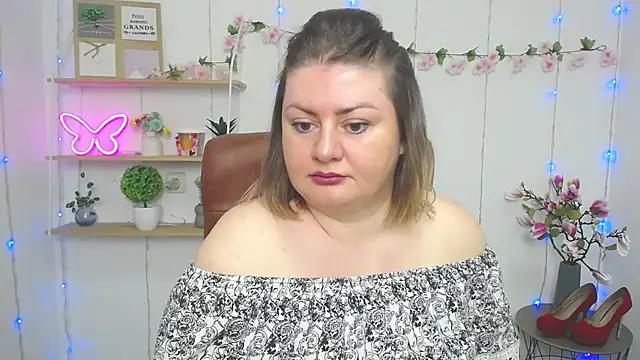 ZannaDreil from StripChat