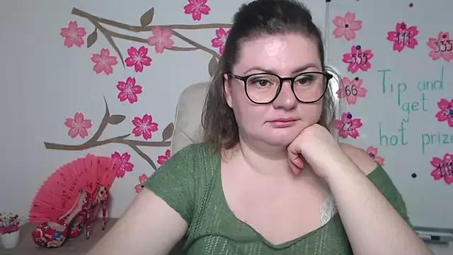 ZannaDreil from StripChat