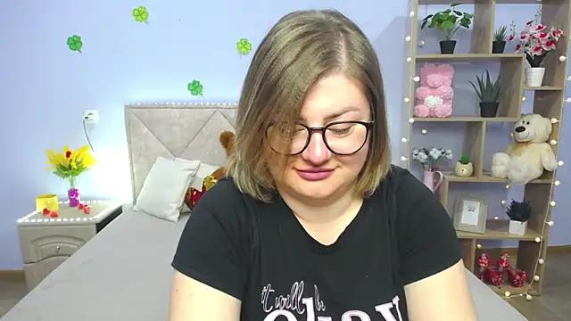 ZannaDreil from StripChat