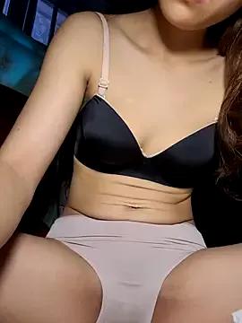 Zara_chuan from StripChat is Freechat