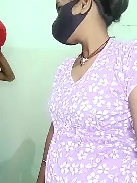Zara_G_Coupal from StripChat is Freechat